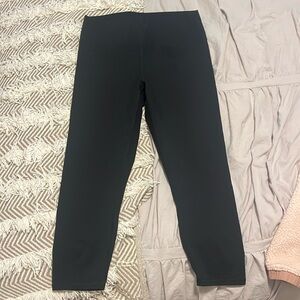 Black 3/4 Fabletic Powerhold Leggings